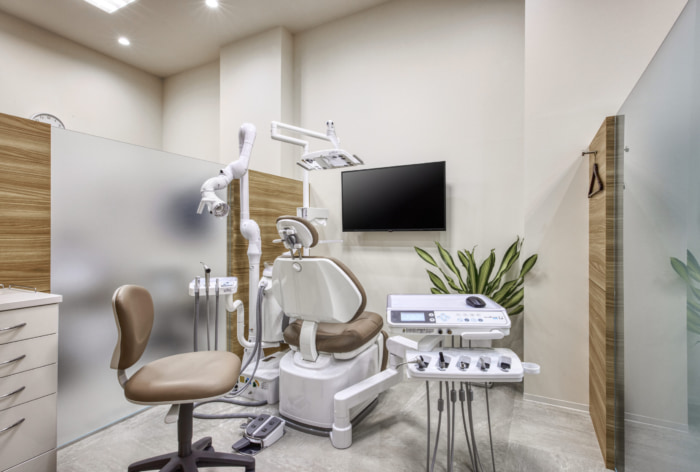 平塚あきやまデンタルクリニックのイメージ01