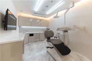 つきやま歯科医院 専門医療クリニック天神のイメージ02