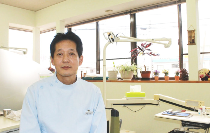 院長 遠目塚 孝志 