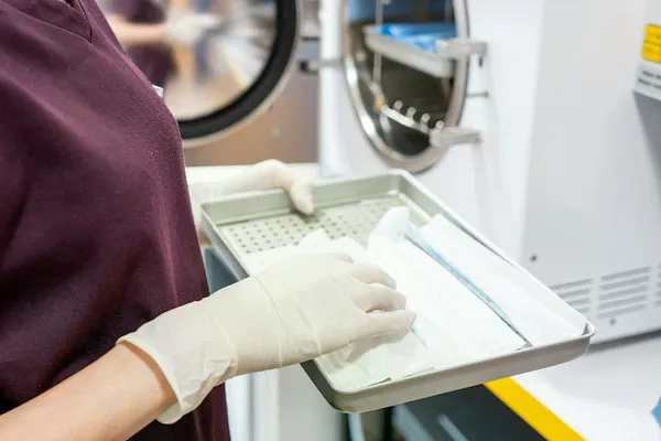 駒沢公園通り西垣歯科・矯正歯科のメイン画像2